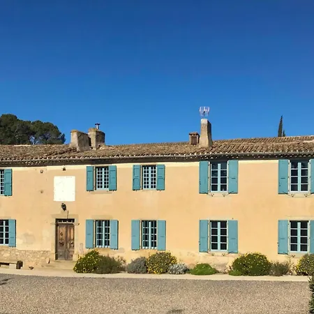 Familiale Pres De Avec Piscine